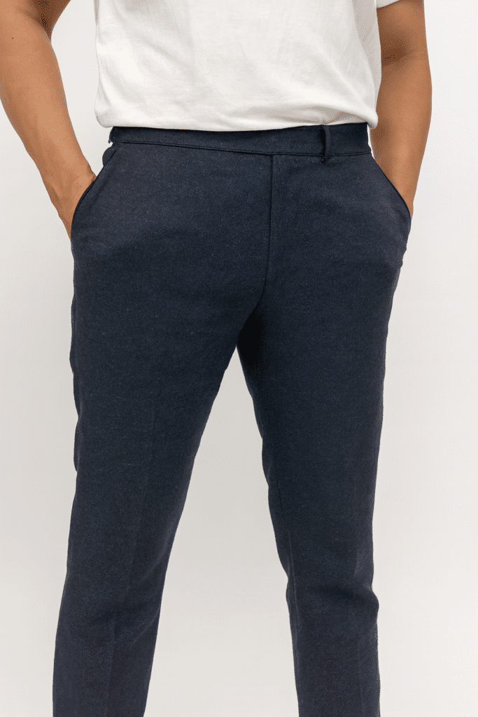 tailored casual trousers in organic cotton